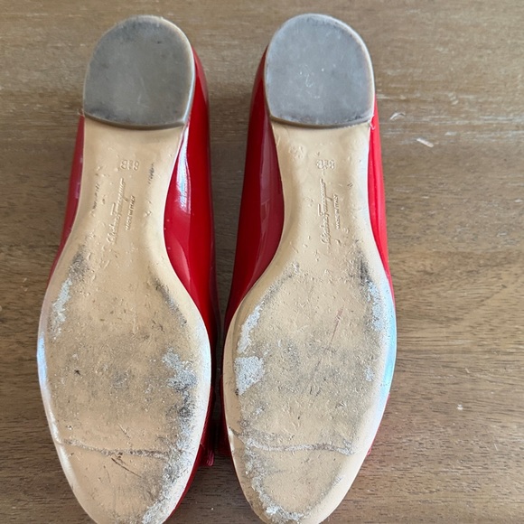 Salvatore Ferragamo Red Patent Flats with Bow - Picture 3 of 4